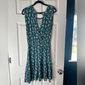 Loft Ruffle Dress in Medium